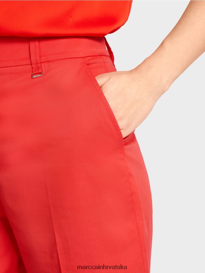 vatreno crveno Marc Cain finike kratke hlače ženstvenog kroja odjeća 4D66P4670